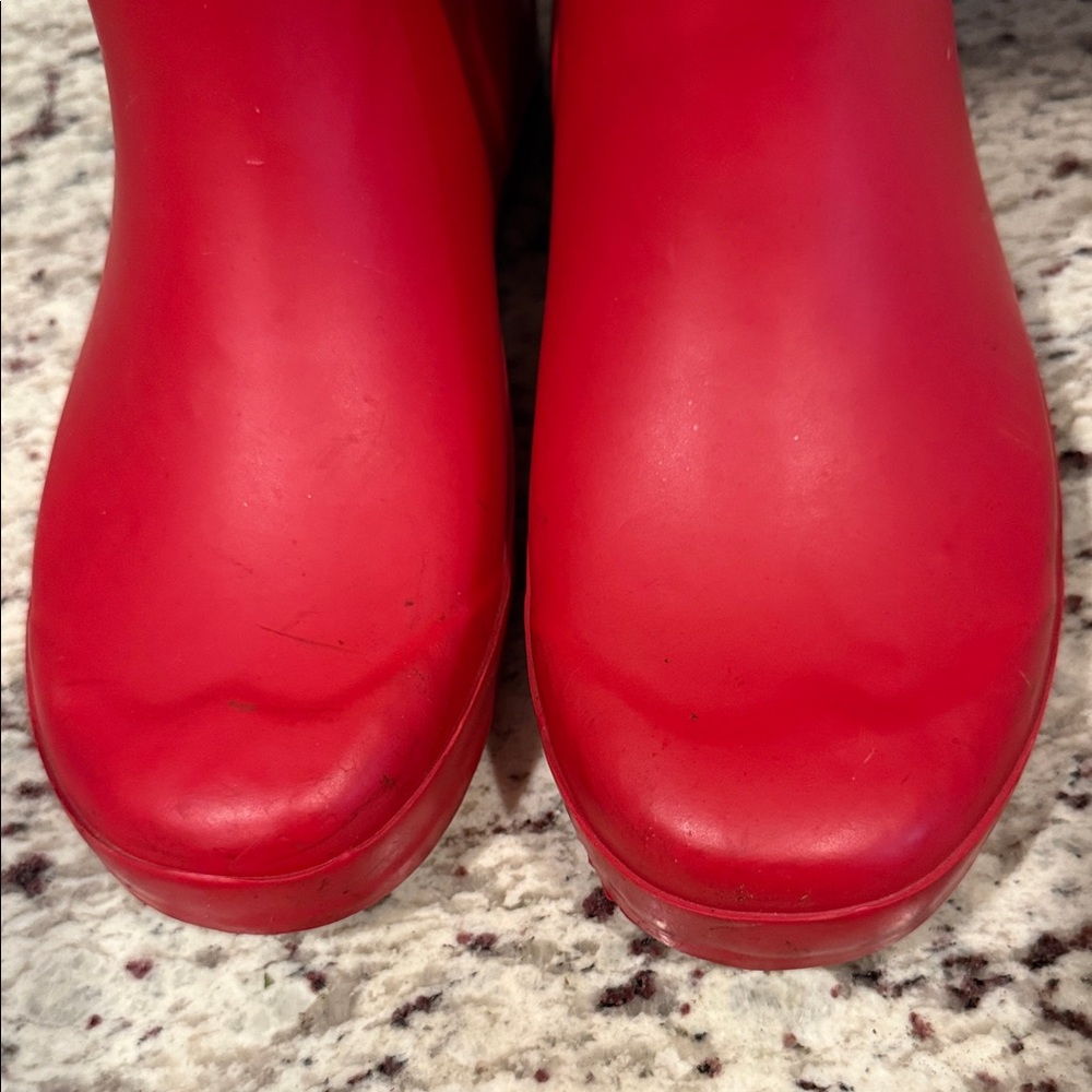 Hunter Boots x Target Women’s Bold Red Waterproof Boots Size 5 - Picture 13 of 15